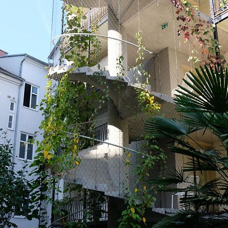 Gemuetliche Wohnung Im Herzen Von Линц Экстерьер фото